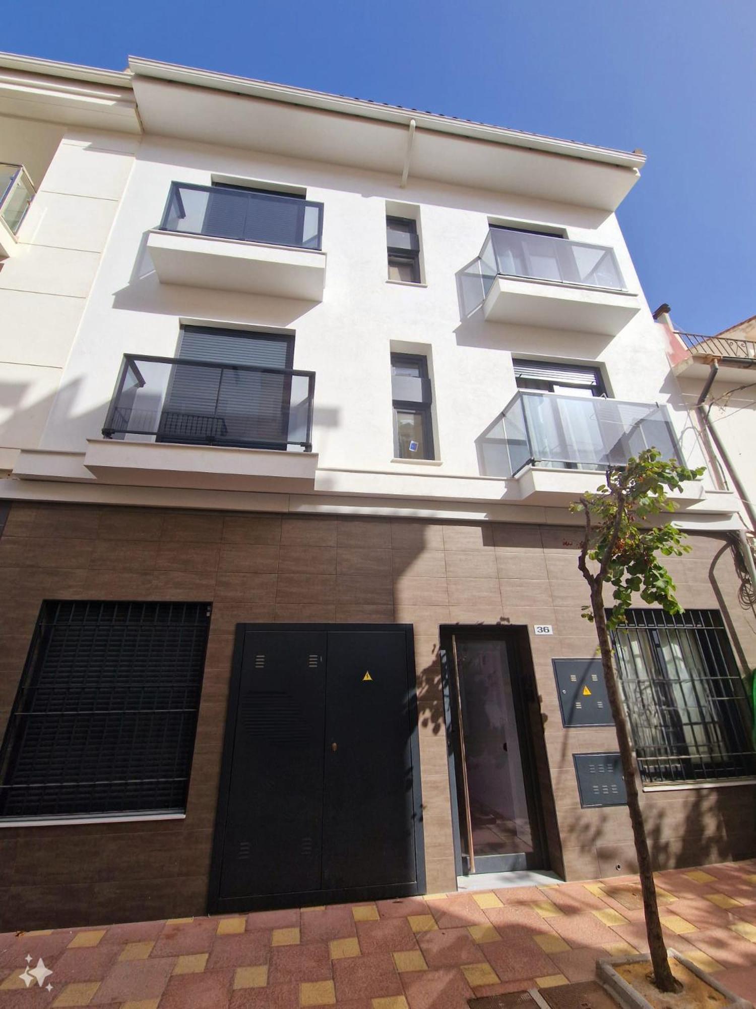 Luna Holidays Center And Apartment